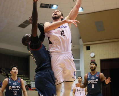 香川ファイブアローズ（１２月１７日の試合結果＝ＬＯＳＥ）バスケットボール男子Ｂ２