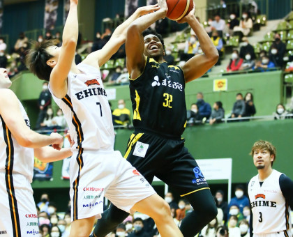香川ファイブアローズ（２月１１日の試合結果＝ＷＩＮ）バスケットボール男子Ｂ２