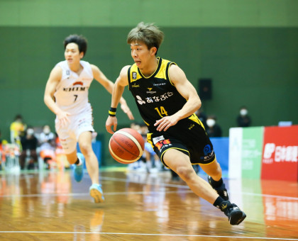 香川ファイブアローズ（２月１２日の試合結果＝ＬＯＳＥ）バスケットボール男子Ｂ２