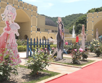 「ベルばらガーデン」もお目見え／香川県丸亀市のレオマリゾートでバラ見ごろ【香川・丸亀市】