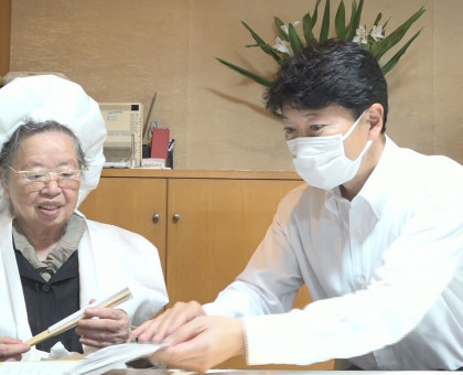 １００歳の灰原さん（岡山・久米南町）を知事が訪問【岡山・久米南町】