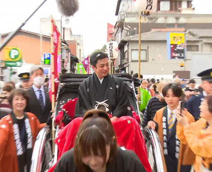 ４月５日から５年ぶり「四国こんぴら歌舞伎大芝居」／看板役者たちが「お練り」【香川・琴平町】