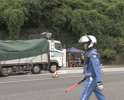 トラックの過積載違反なくせ！／物流の２０２４年問題受け本州四国連絡高速道路などが取り締まり【岡山】