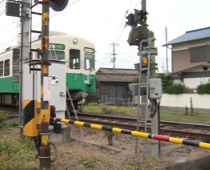 踏切警報音鳴らず列車が通過／ことでん【香川】