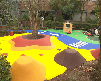 誰もが安全に楽しめる「インクルーシブデザイン」の広場お目見え／岡山県立大学【岡山・総社市】