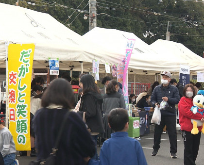 クイズやフリーマーケット…親子ら楽しむ／岡山市内で「だがしの日」イベント【岡山】