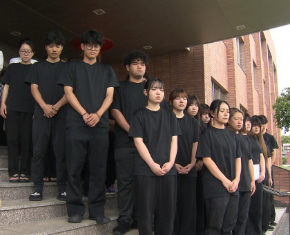 沖縄慰霊の日／津山市の美作大で沖縄出身の学生らが祈り【岡山】