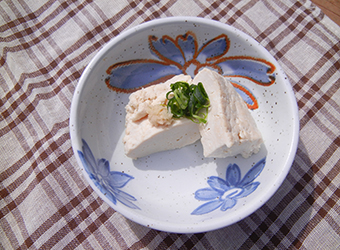 千江子おばあちゃんの黒豆豆腐