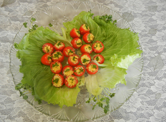 靖子おばあちゃんの花サラダ
