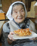 山下キヨエさん９８歳