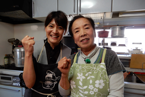 「峰子おばあちゃんの黒豆おこわ」