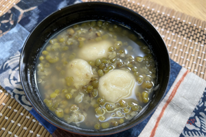 「智重子おばあちゃんのうばぜんざい」