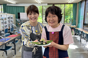 「せいこおばあちゃんの蕎麦寿司」