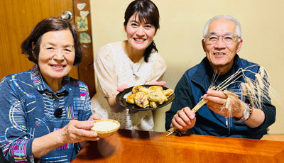 「公枝おばあちゃんのもち麦のおやき」
