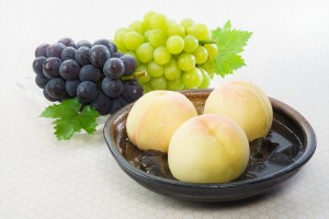 岡山名産白桃と葡萄